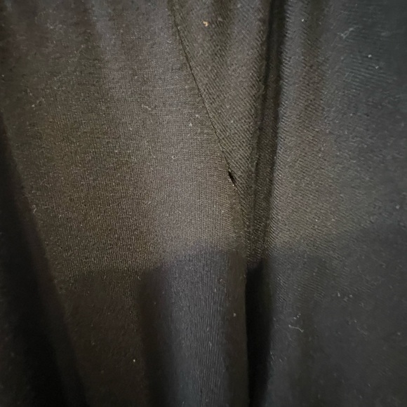 Cold shoulder blouse torrid - Picture 2 of 5